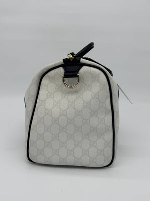 Gucci Medium GG Supreme Joy Boston Bag White Black Trim Strap - www.unoo.com