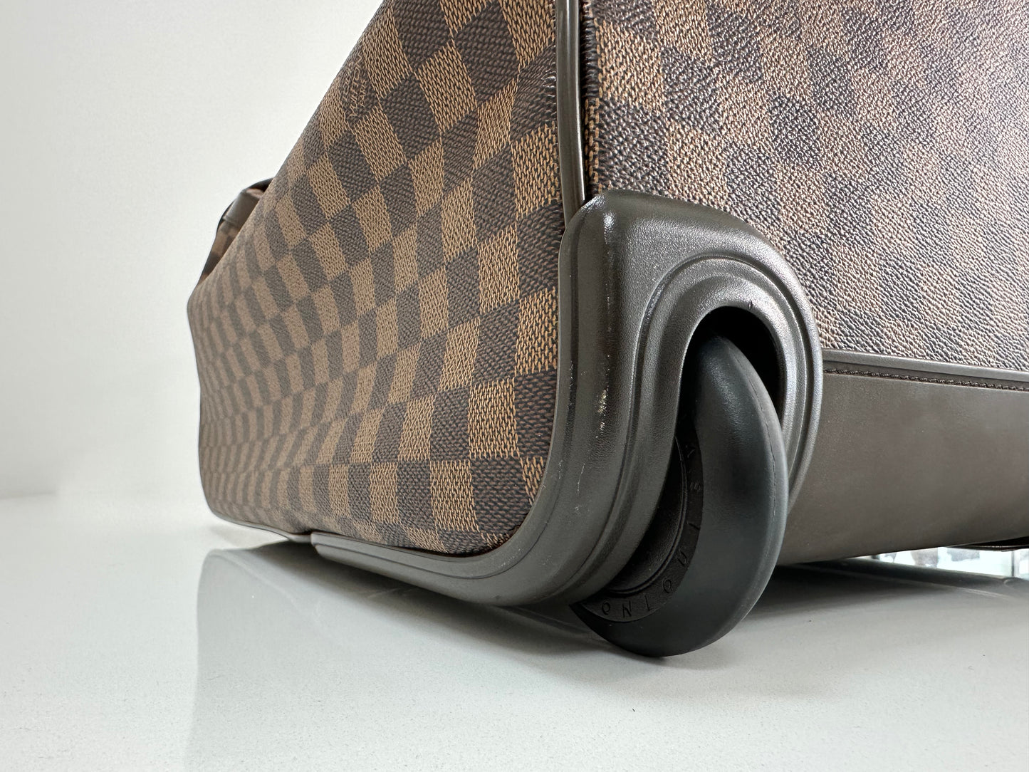 Louis Vuitton Eole 50 Damier Ebene Rolling Duffle with Hidden Handle - Pre Loved