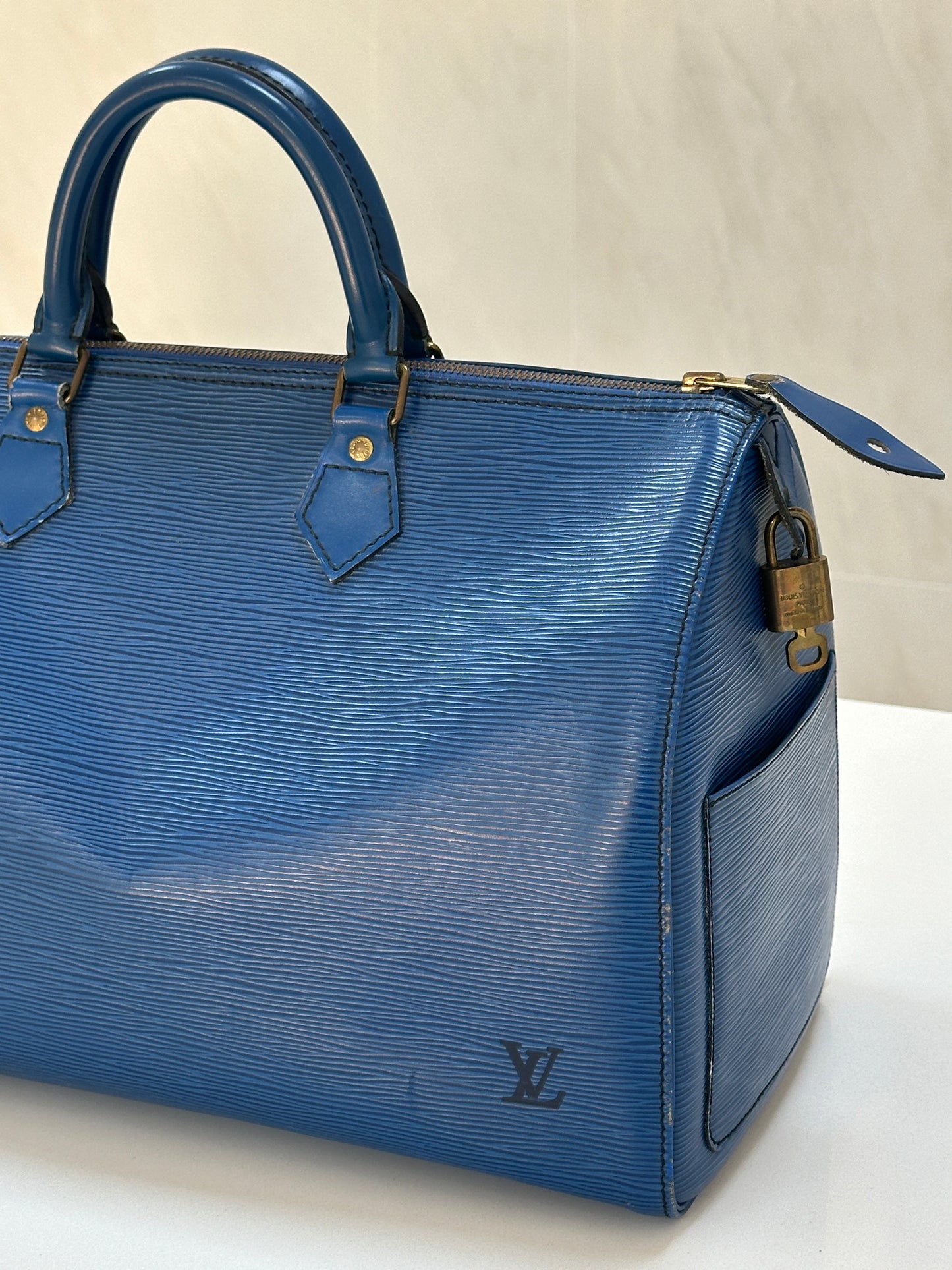 Louis Vuitton Toledo Blue Epi Leather Speedy - PRE OWNED