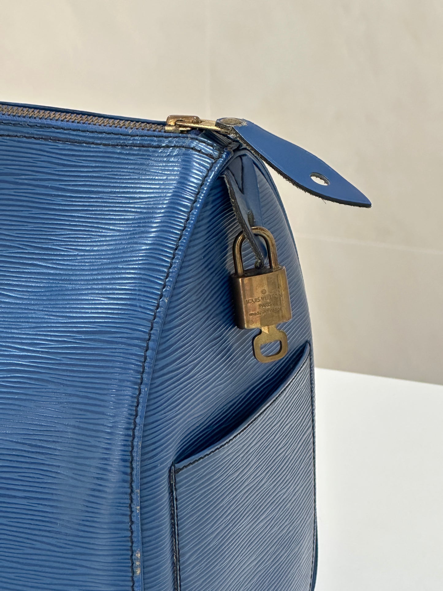 Louis Vuitton Toledo Blue Epi Leather Speedy - PRE OWNED
