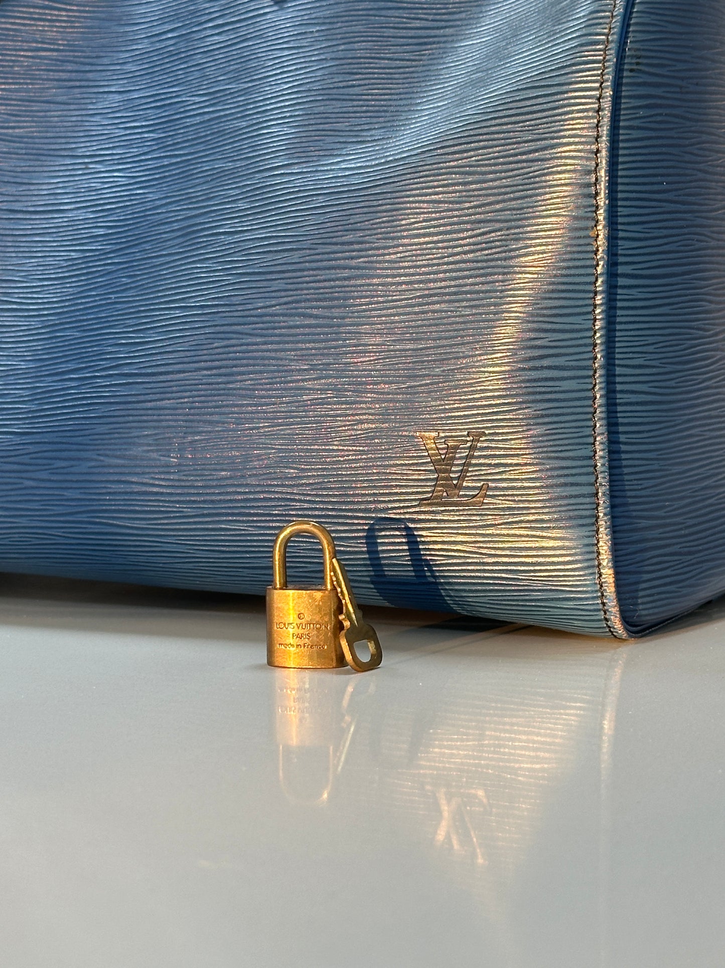 Louis Vuitton Toledo Blue Epi Leather Speedy - PRE OWNED