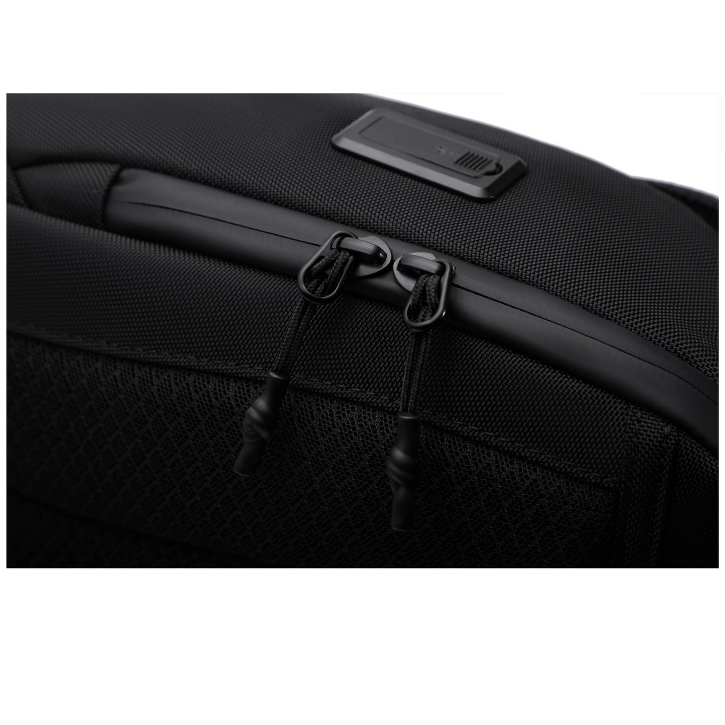 UNOO Sport Downforce Crossbody Sling Bag - Black