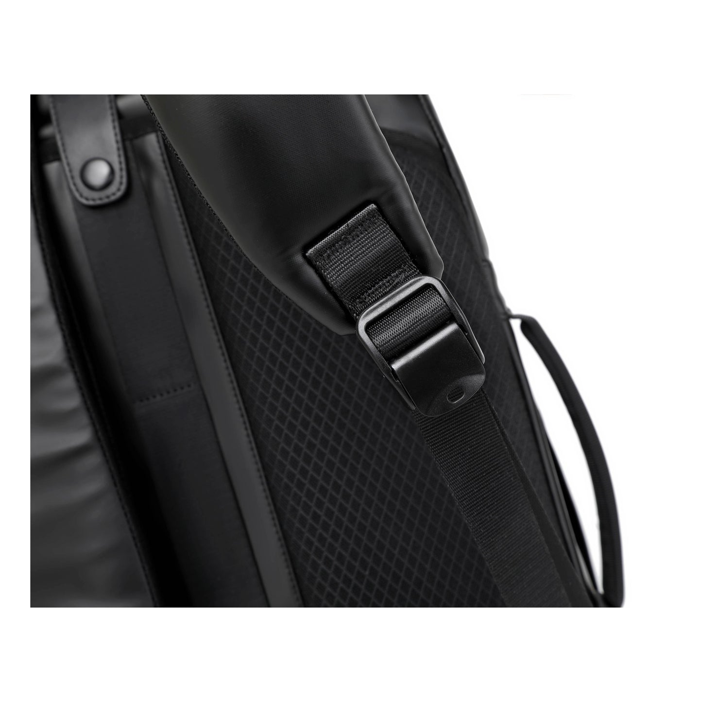 UNOO Warren Travel Backpack - Black