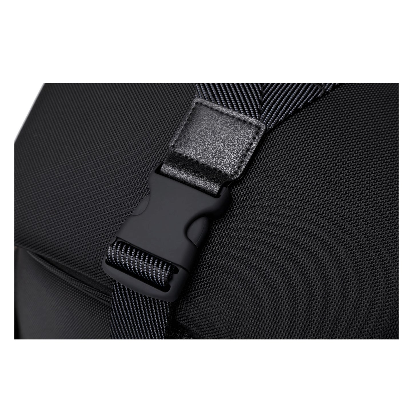 UNOO Houston Travel Backpack - Black