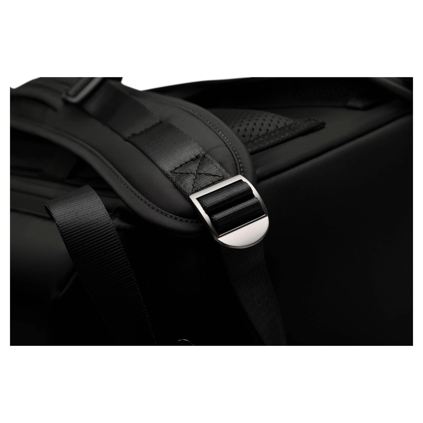 UNOO Expedition Flap Backpack - Black