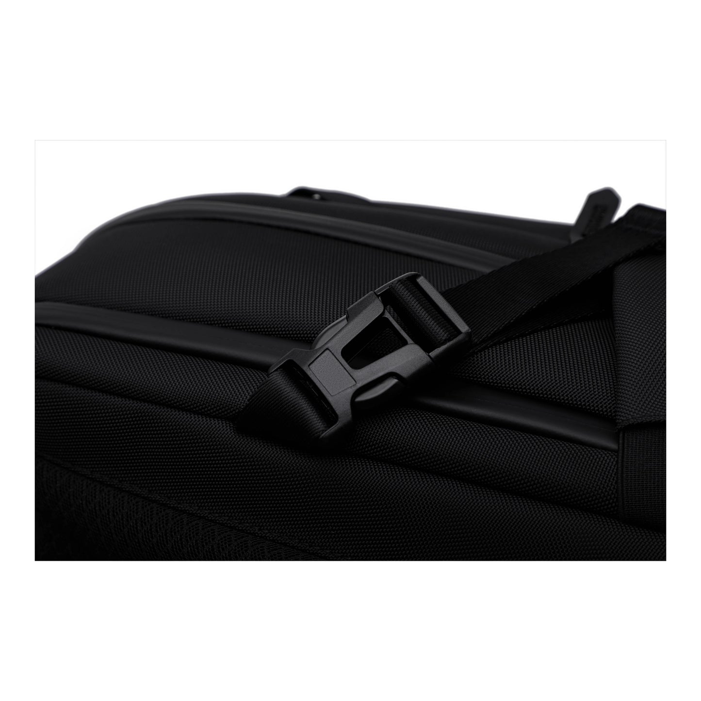 UNOO Velocity Backpack - Black
