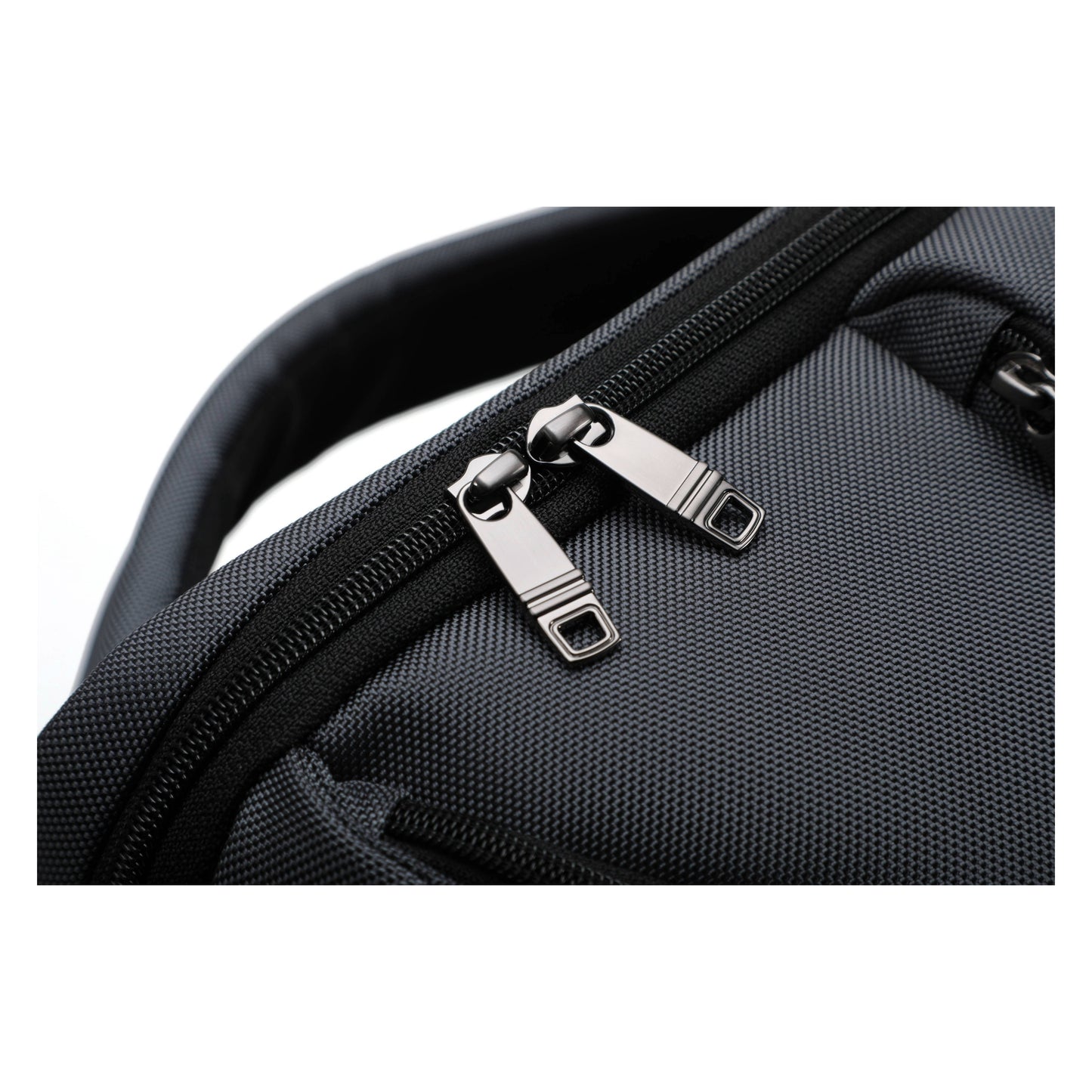 UNOO Ramsay Travel Backpack - Gray