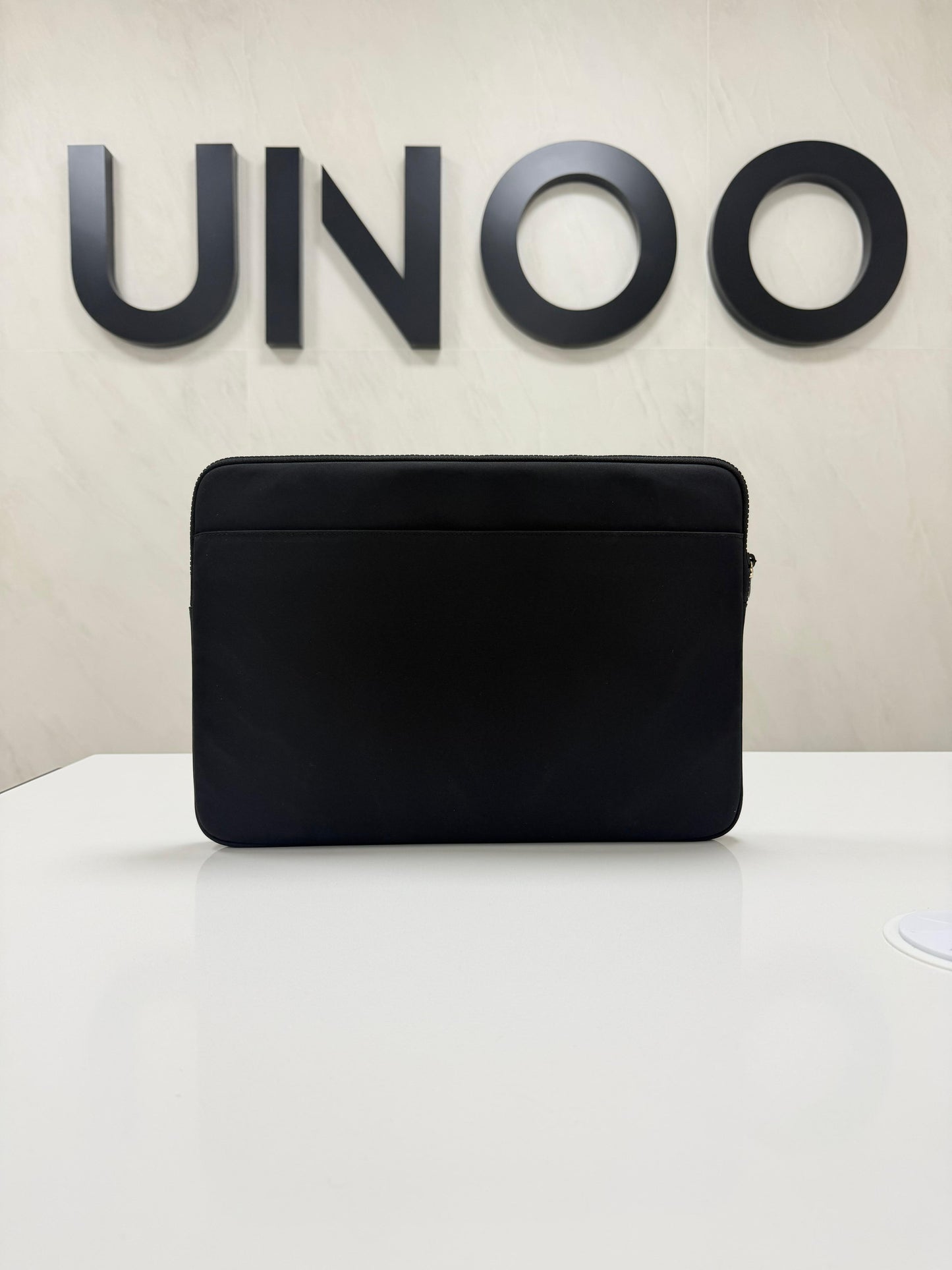 Kate Spade New York X Disney Minnie Universal Laptop Bag - Black