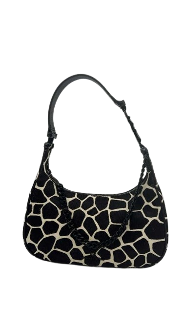 Giraffe Print Shoulder Bag – Stylish Black and White Design – Chain Strap