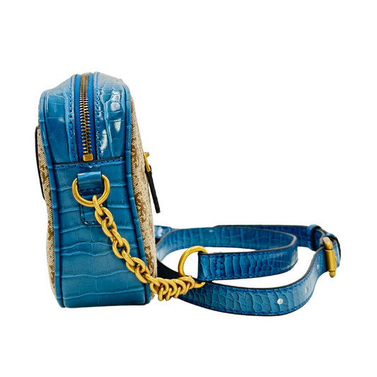 GUESS Aviana Camera Bag - 190231591276