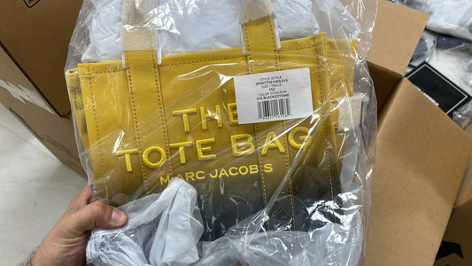 Marc Jacobs The Ombre Gradient Effect Small Tote Bag - Black/Citrine