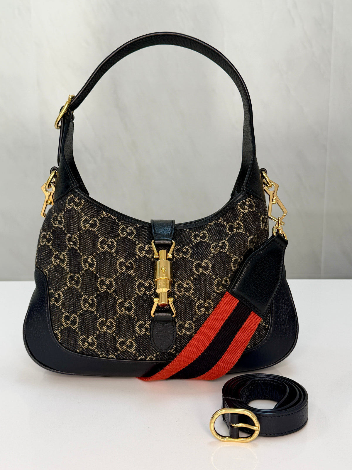 Gucci Jackie 1961 Small Shoulder Bag in Black GG Denim & Leather with Gold-Tone Hardware – additional photo 23