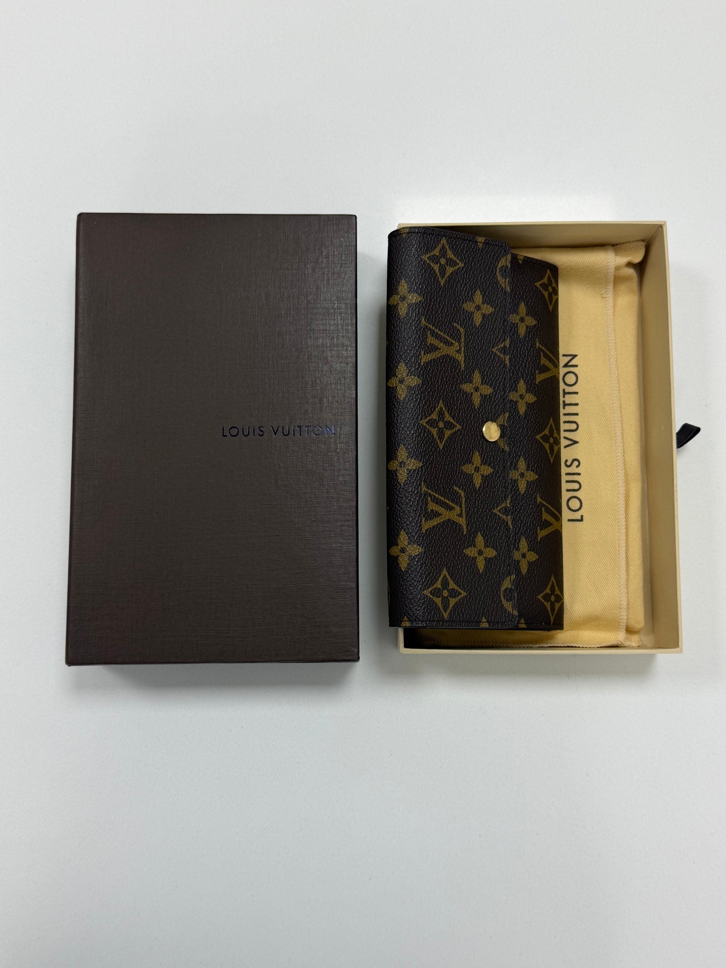 Louis Vuitton Monogram Canvas Sarah Wallet - PRE OWNED