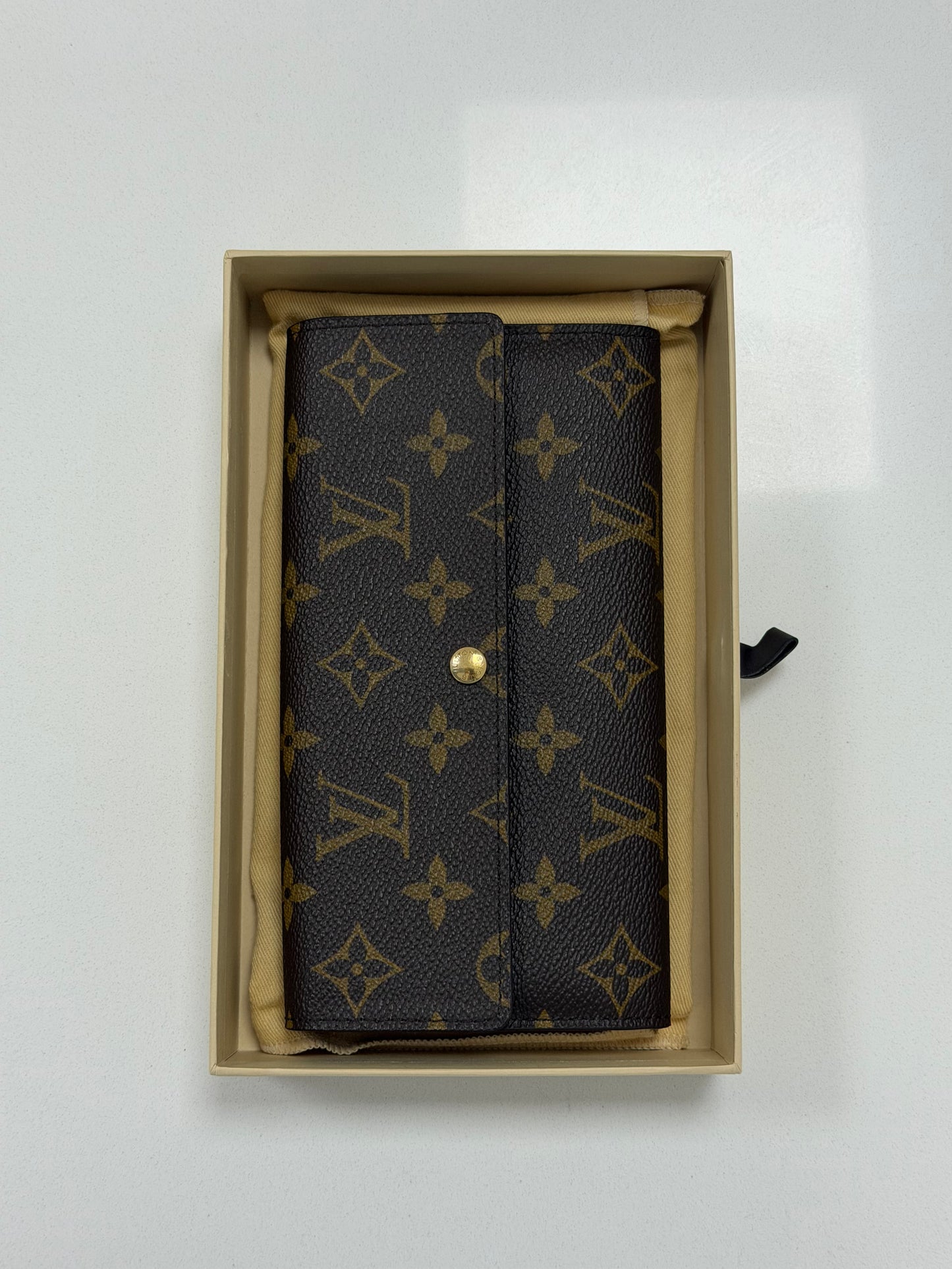 Louis Vuitton Monogram Canvas Sarah Wallet - PRE OWNED
