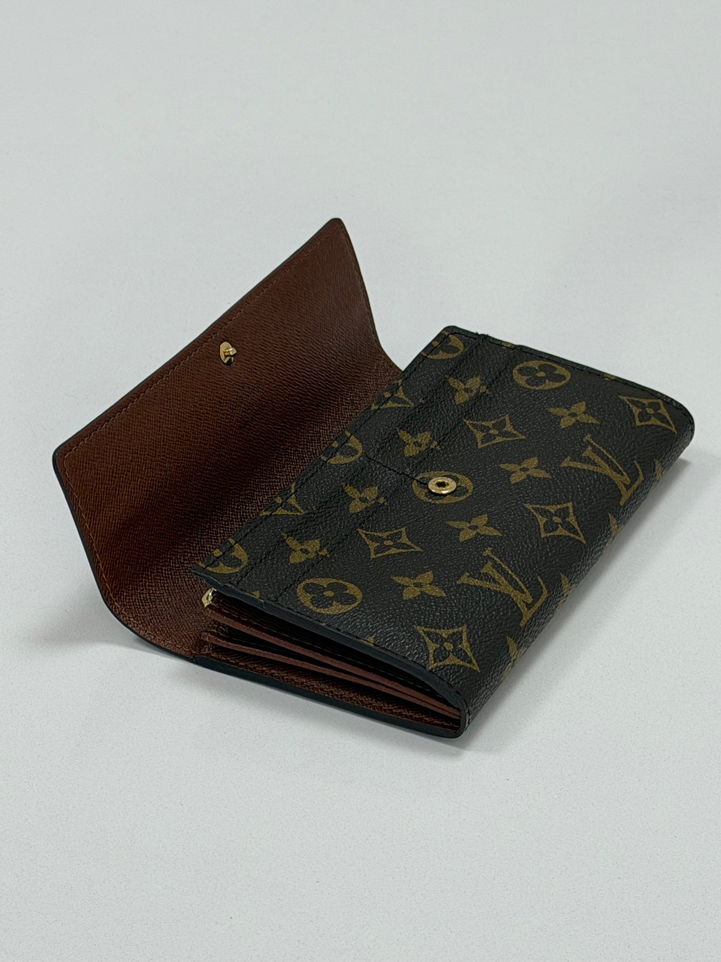 Louis Vuitton Monogram Canvas Sarah Wallet - PRE OWNED
