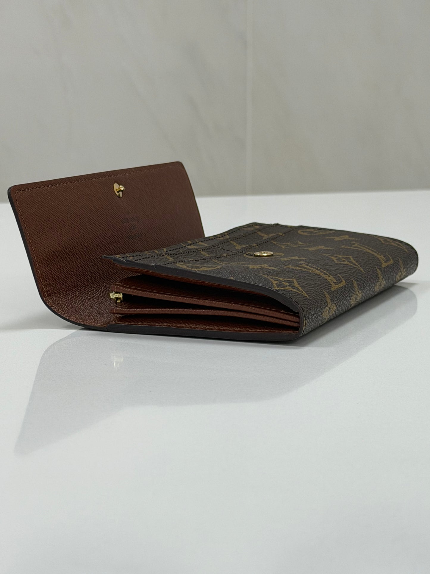 Louis Vuitton Monogram Canvas Sarah Wallet - PRE OWNED