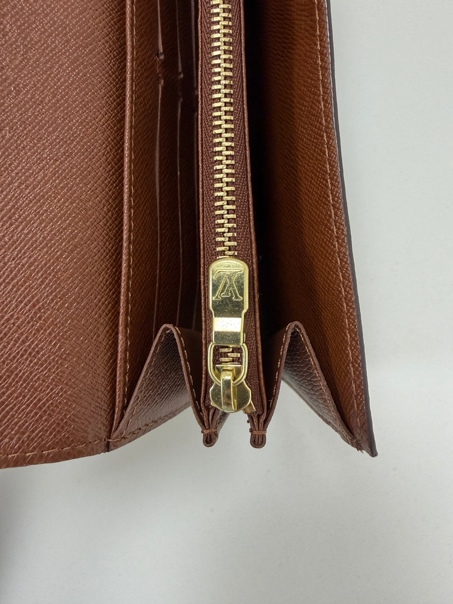 Louis Vuitton Monogram Canvas Sarah Wallet - PRE OWNED