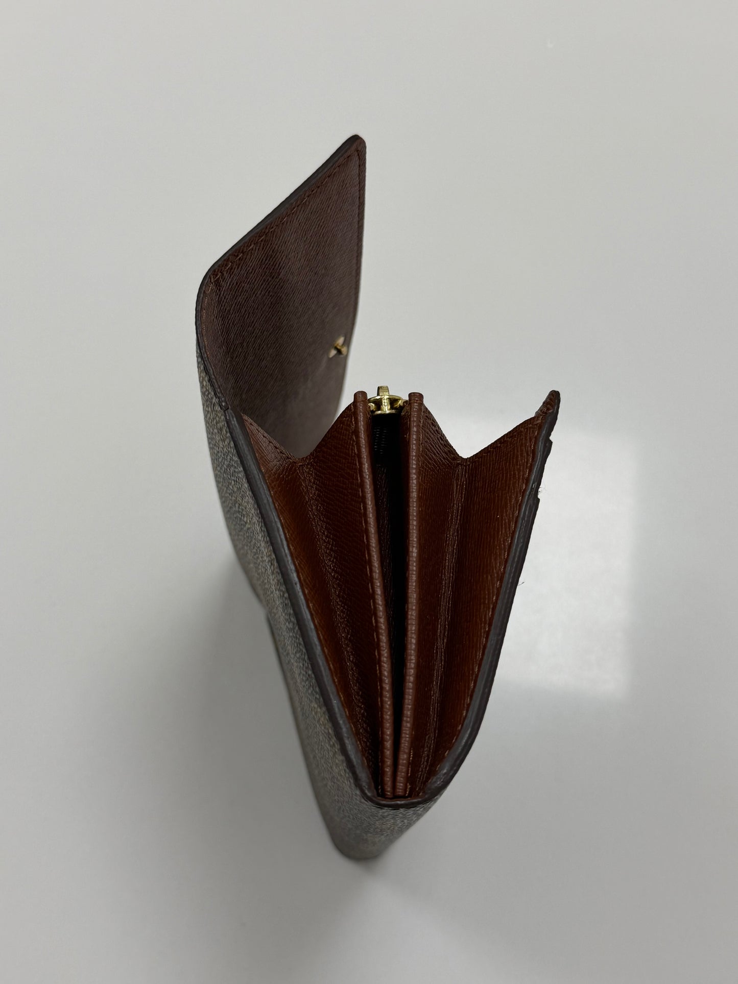 Louis Vuitton Monogram Canvas Sarah Wallet - PRE OWNED