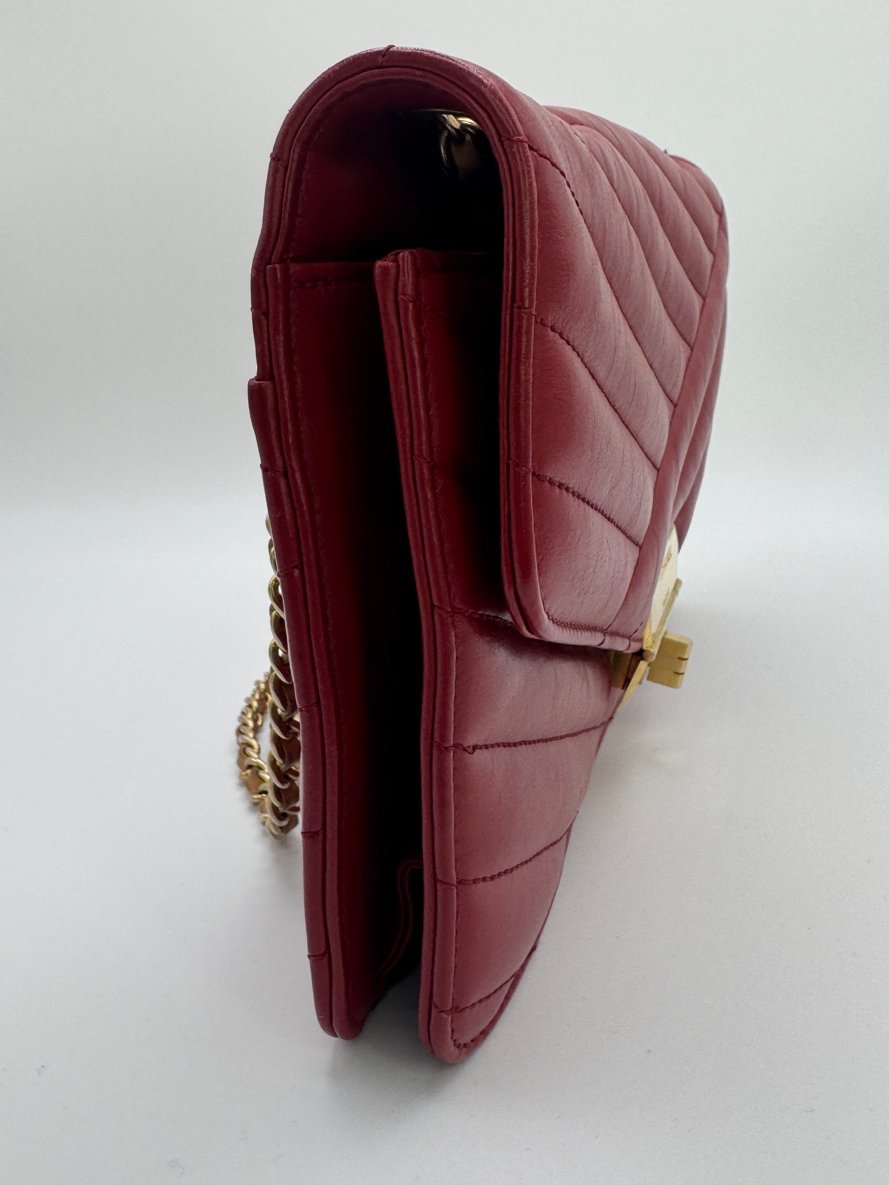 Chanel Gabrielle Flap Bag Chevron Quilted Lambskin Black Gold Chain Shoulder Bag