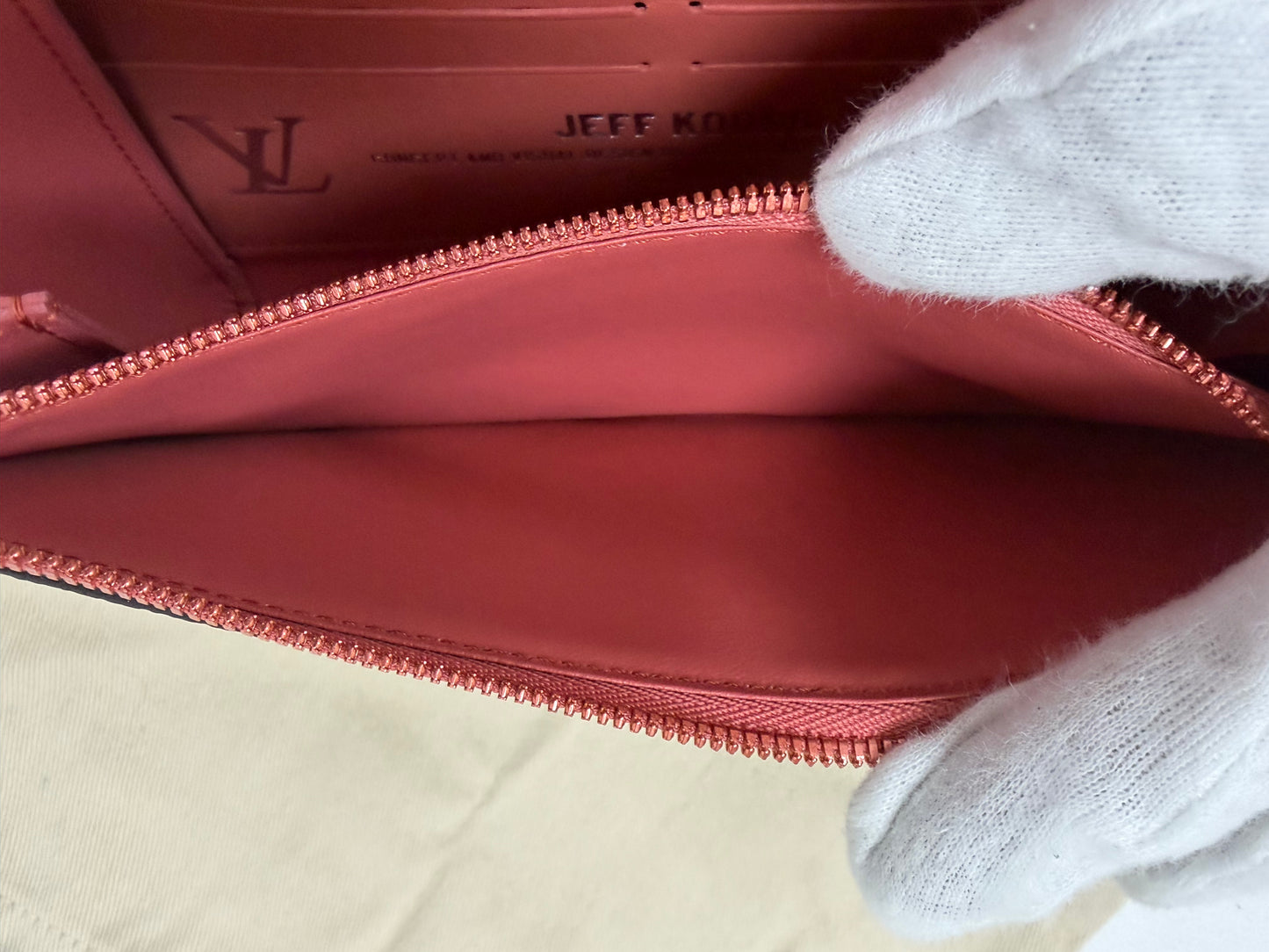 Louis Vuitton Chain Wallet Pouchette Mona Lisa - PRE OWNED