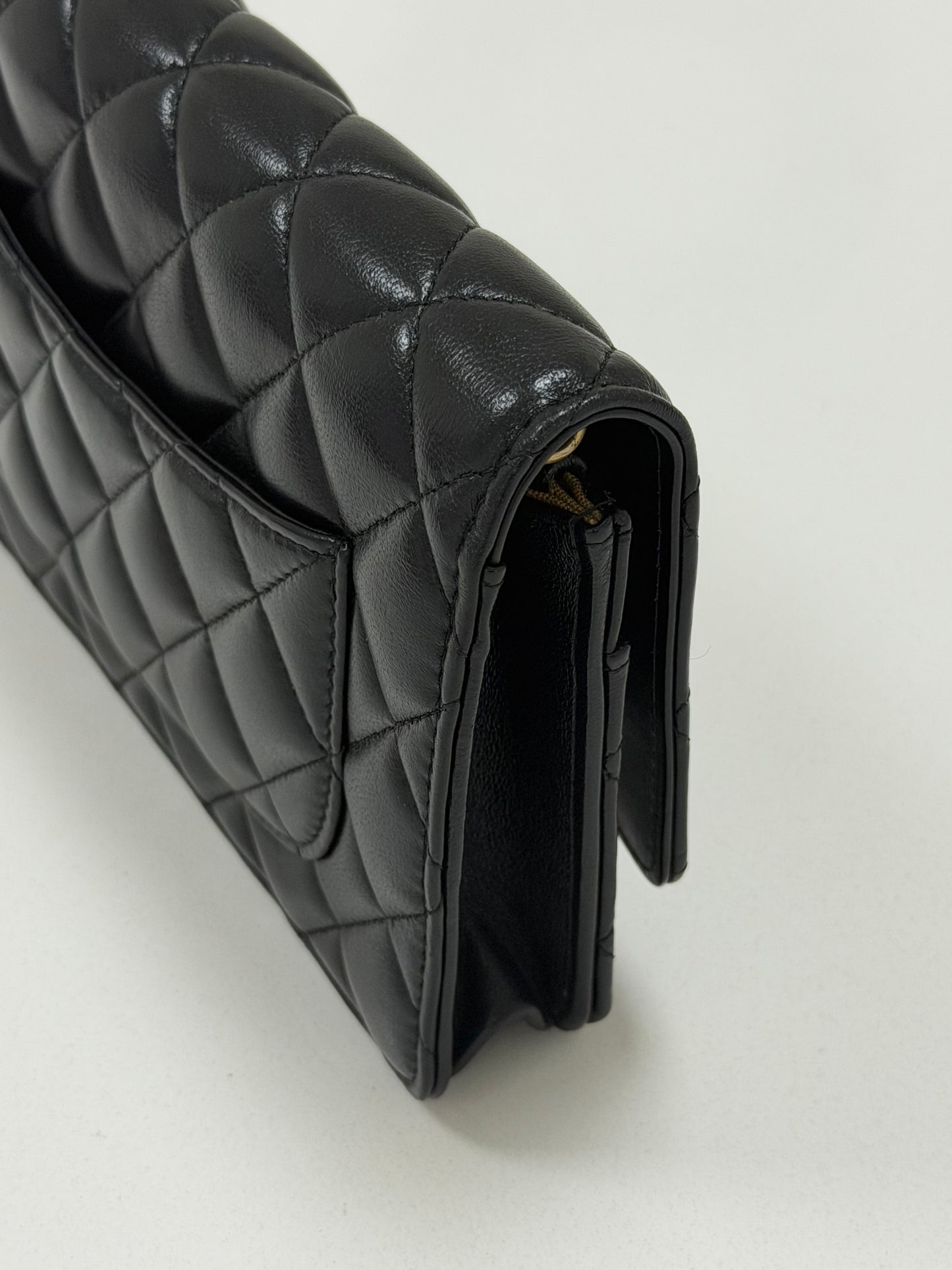 Chanel Wallet on Chain in Black Leather - PRE OWNED