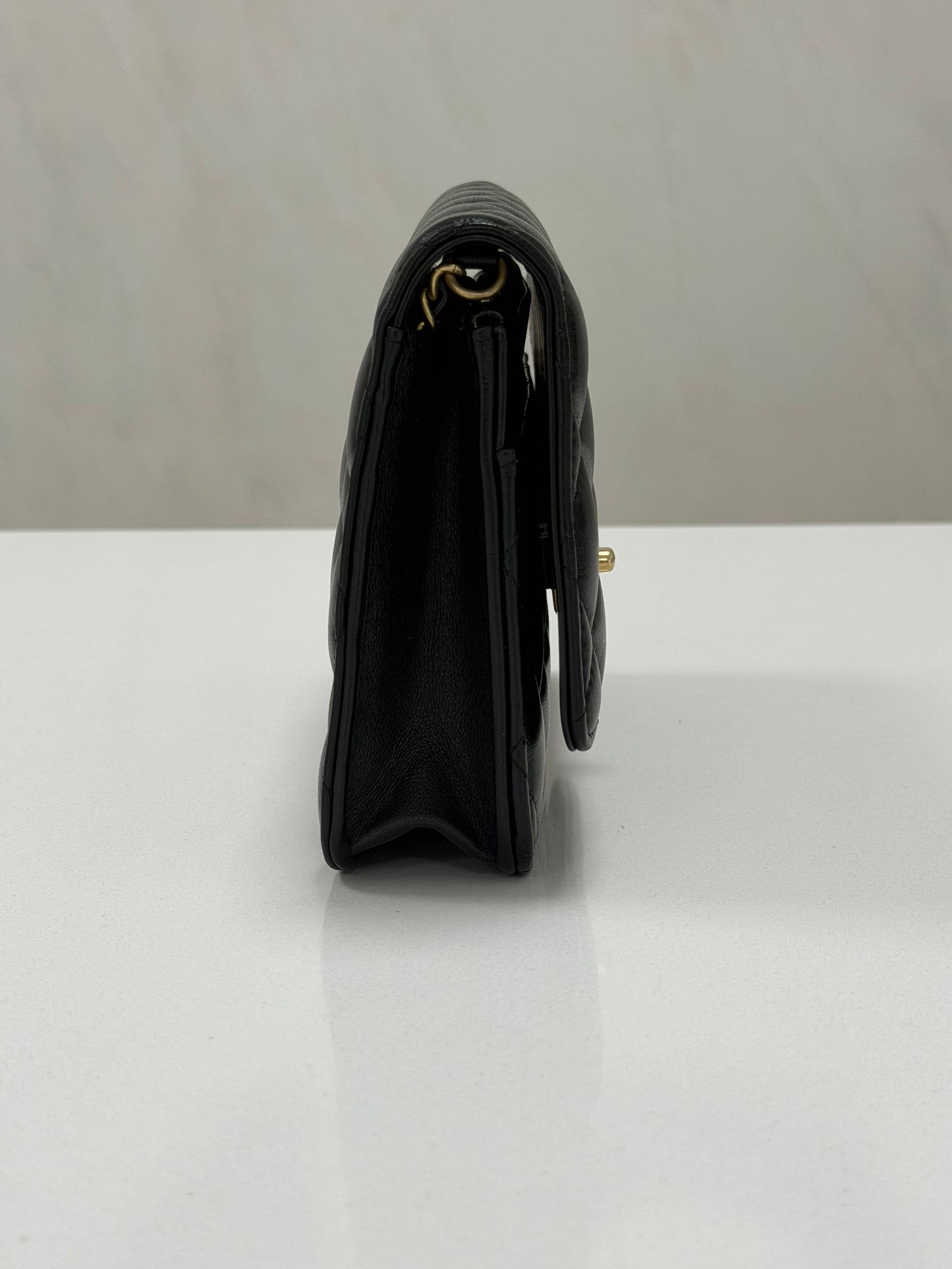 Chanel Wallet on Chain in Black Leather - PRE OWNED