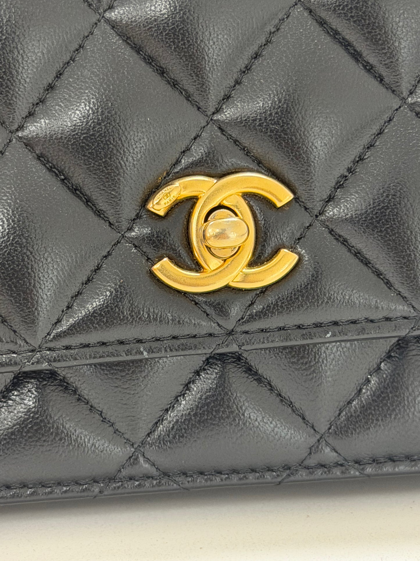 Chanel Wallet on Chain in Black Leather - PRE OWNED