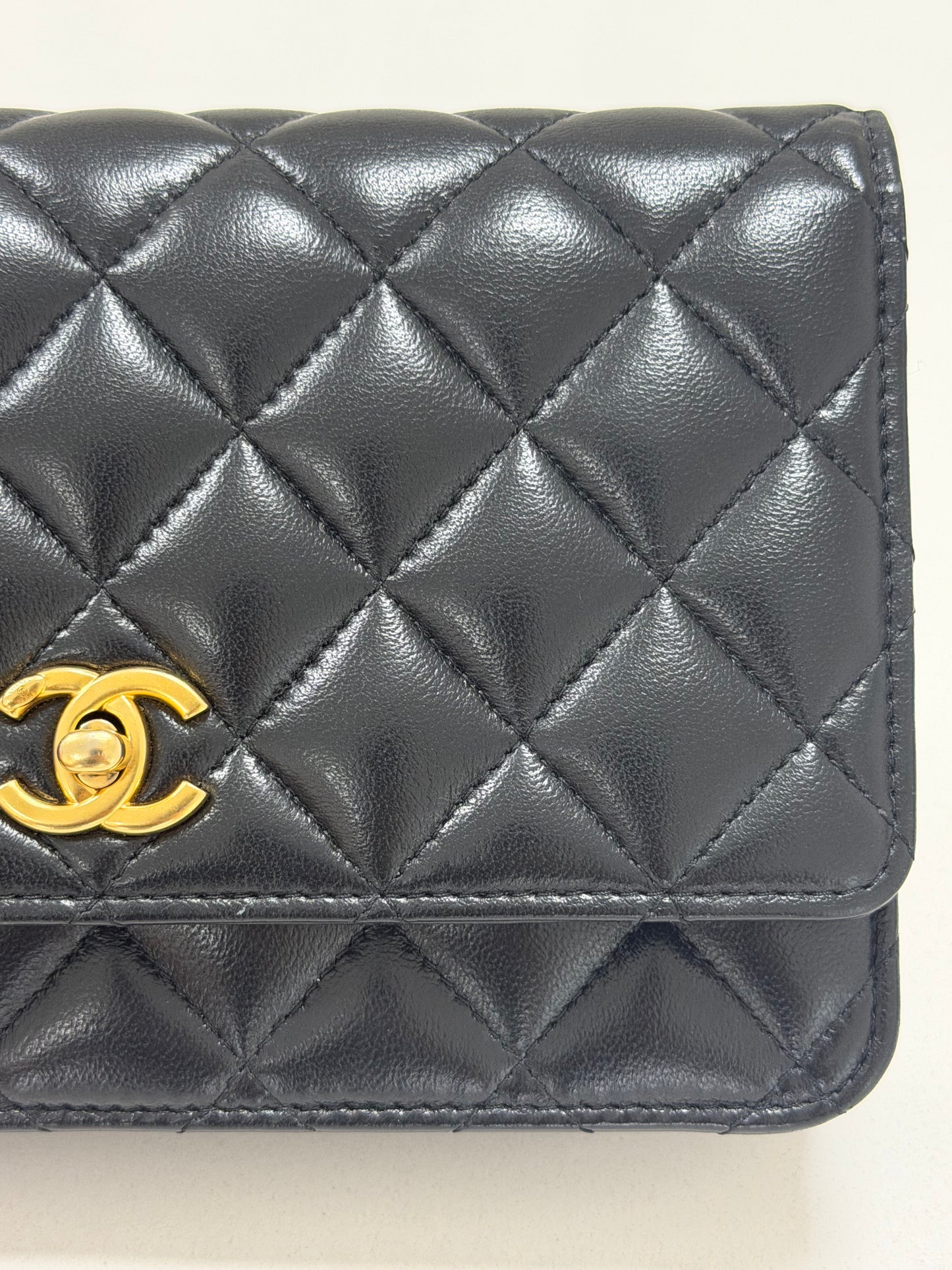 Chanel Wallet on Chain in Black Leather - PRE OWNED