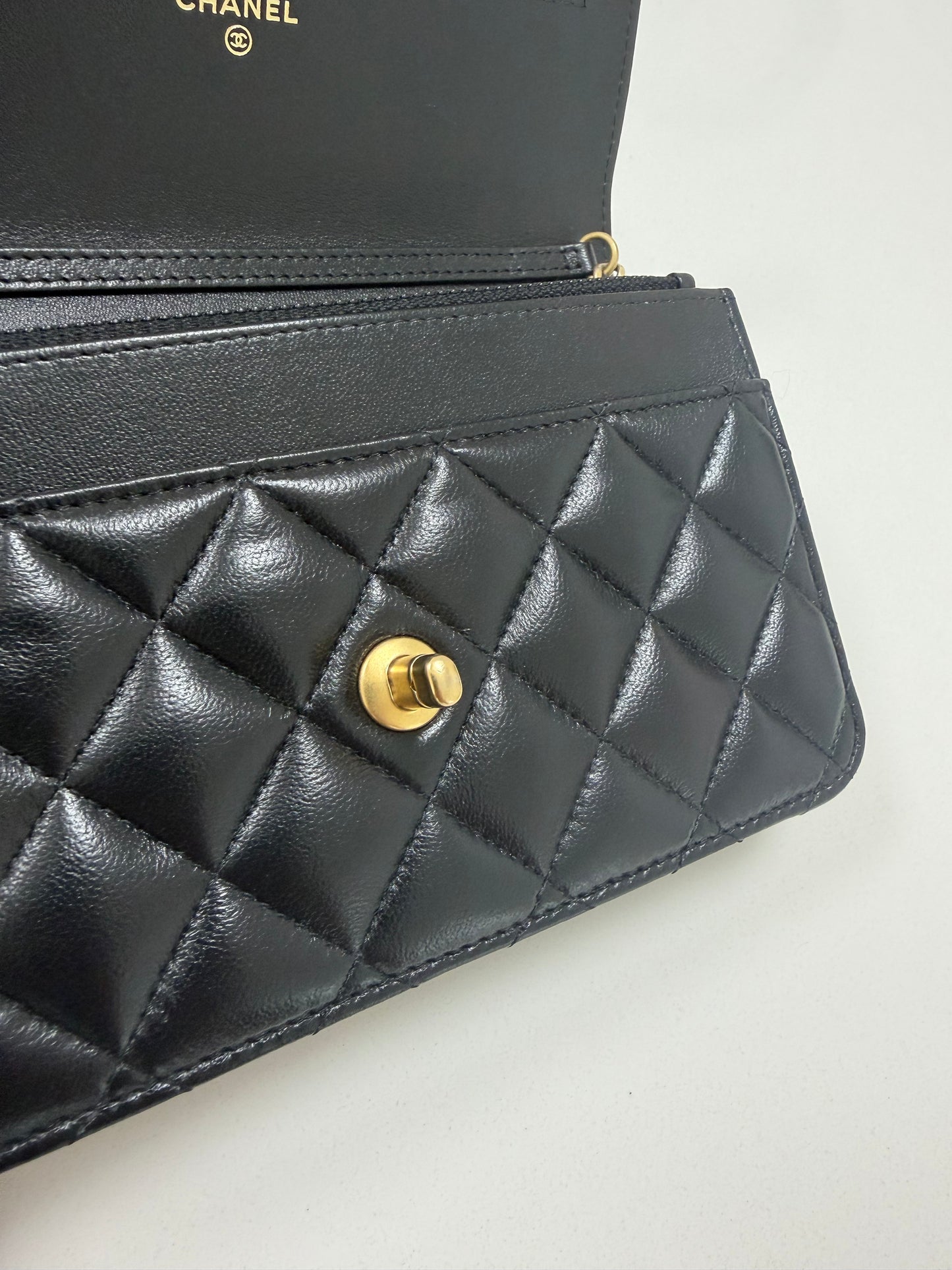 Chanel Wallet on Chain in Black Leather - PRE OWNED