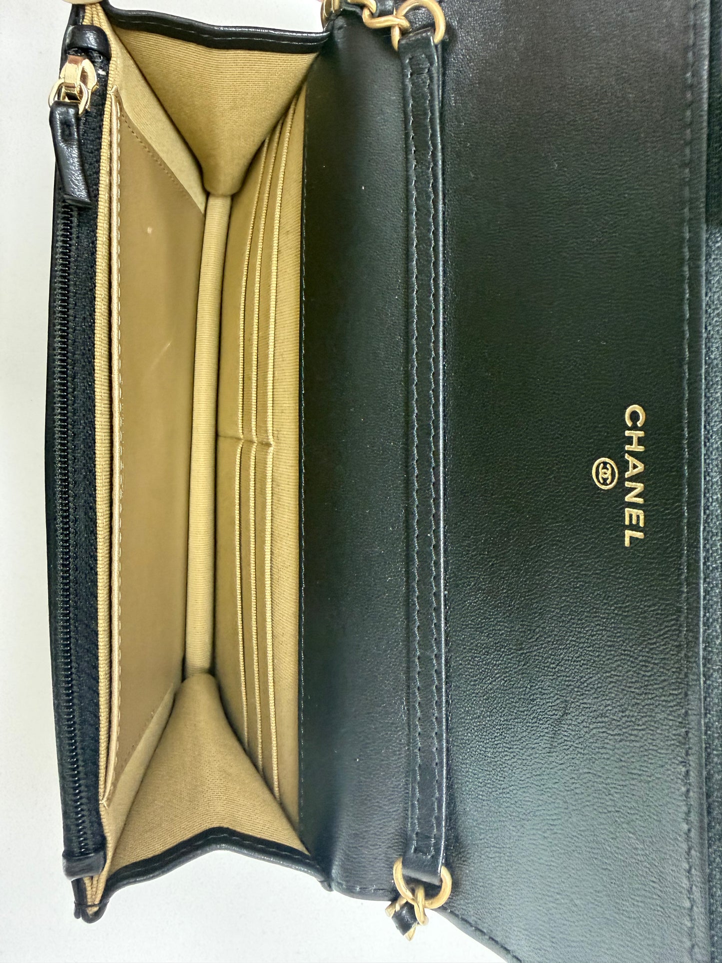 Chanel Wallet on Chain in Black Leather - PRE OWNED