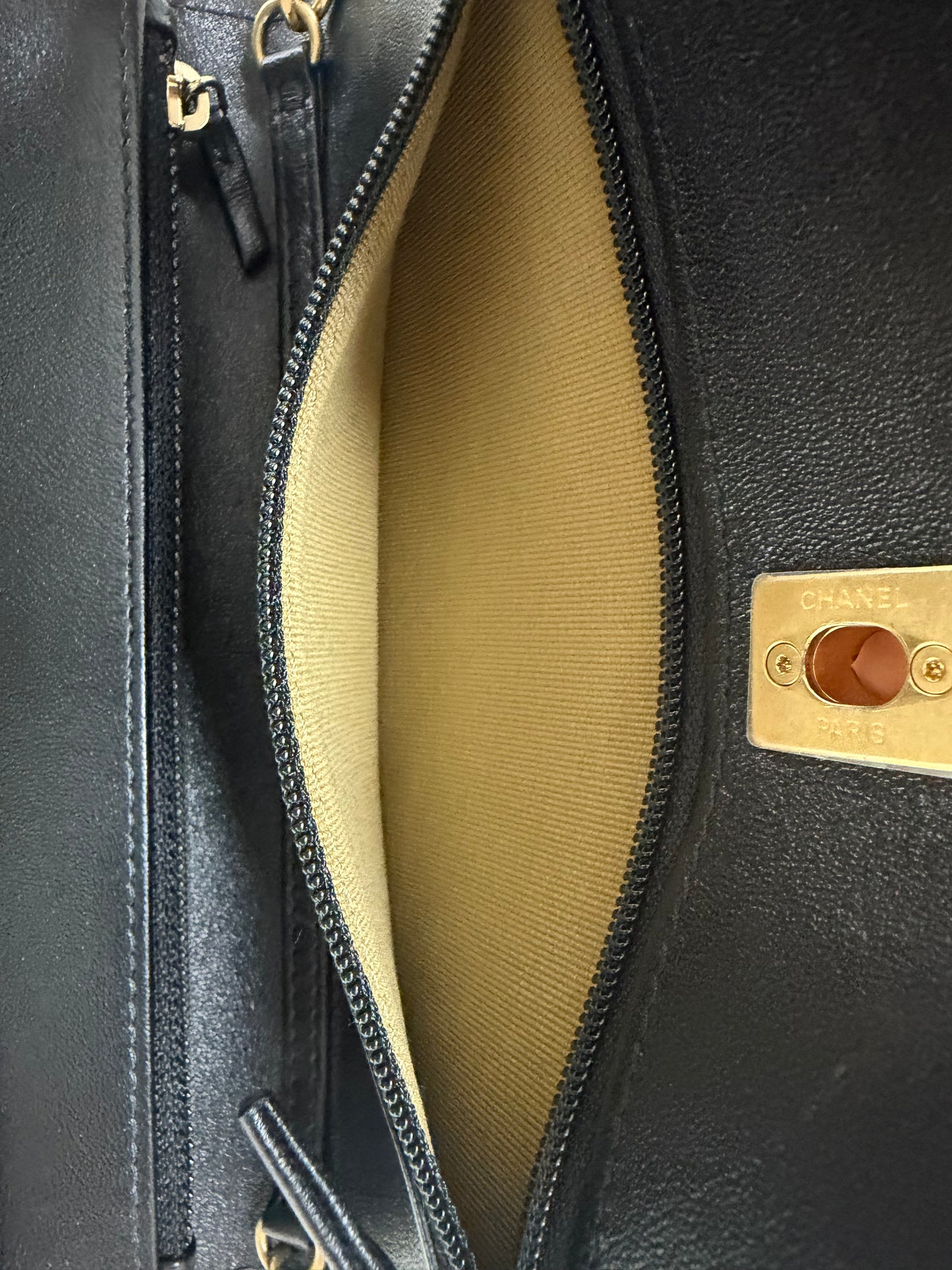 Chanel Wallet on Chain in Black Leather - PRE OWNED