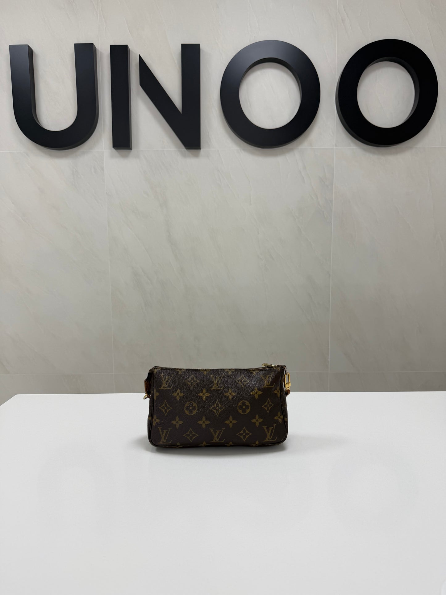 Louis Vuitton Monogram Canvas Pochette Accessories - PRE OWNED