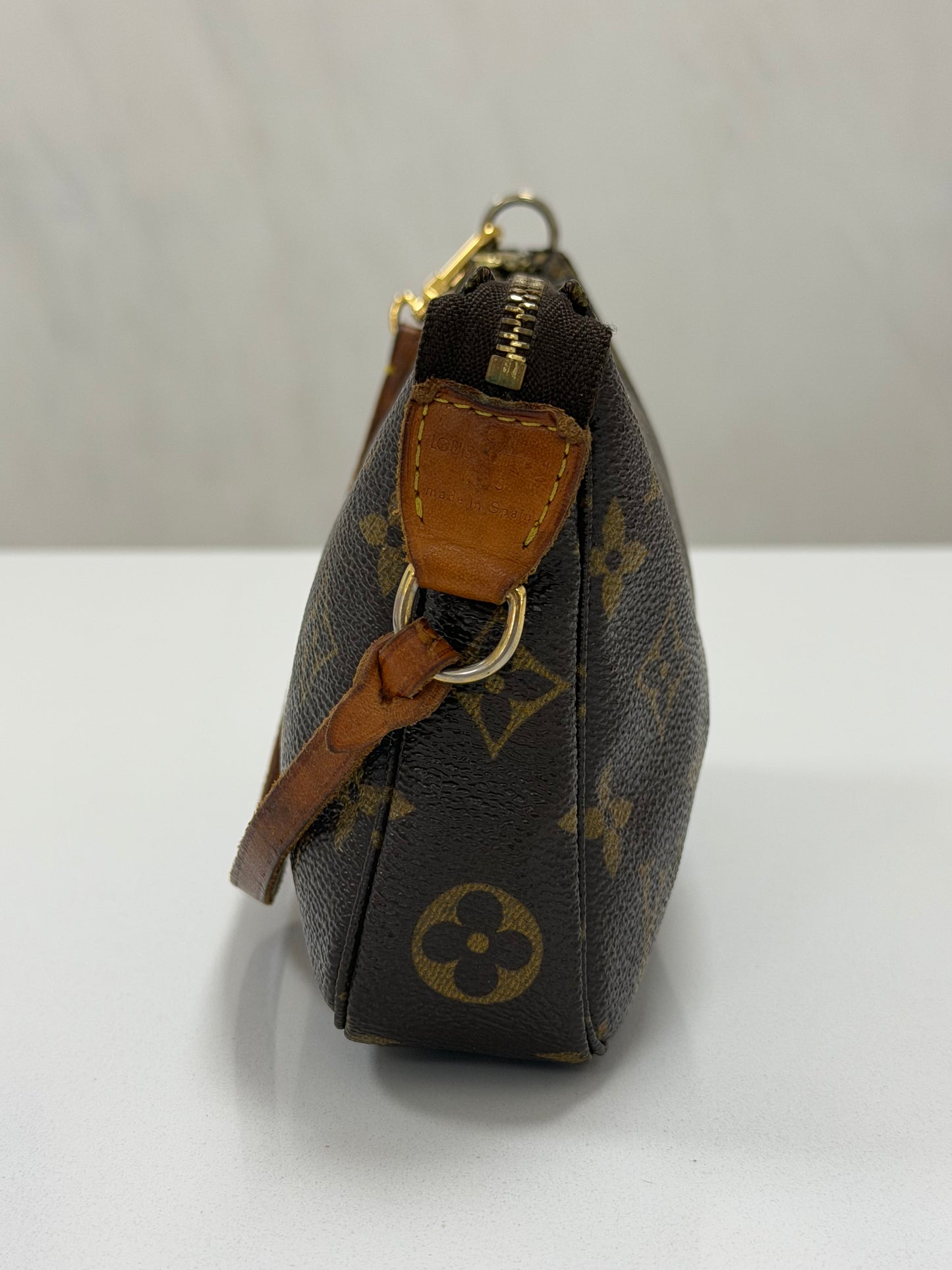 Louis Vuitton Monogram Canvas Pochette Accessories - PRE OWNED