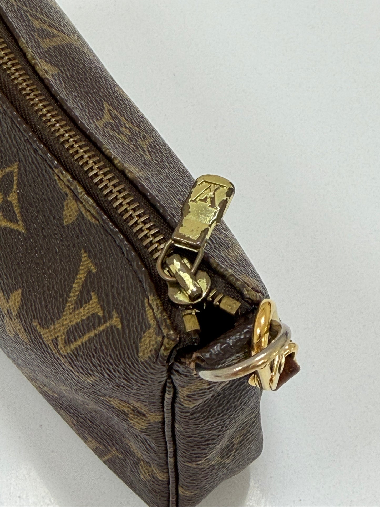Louis Vuitton Monogram Canvas Pochette Accessories - PRE OWNED