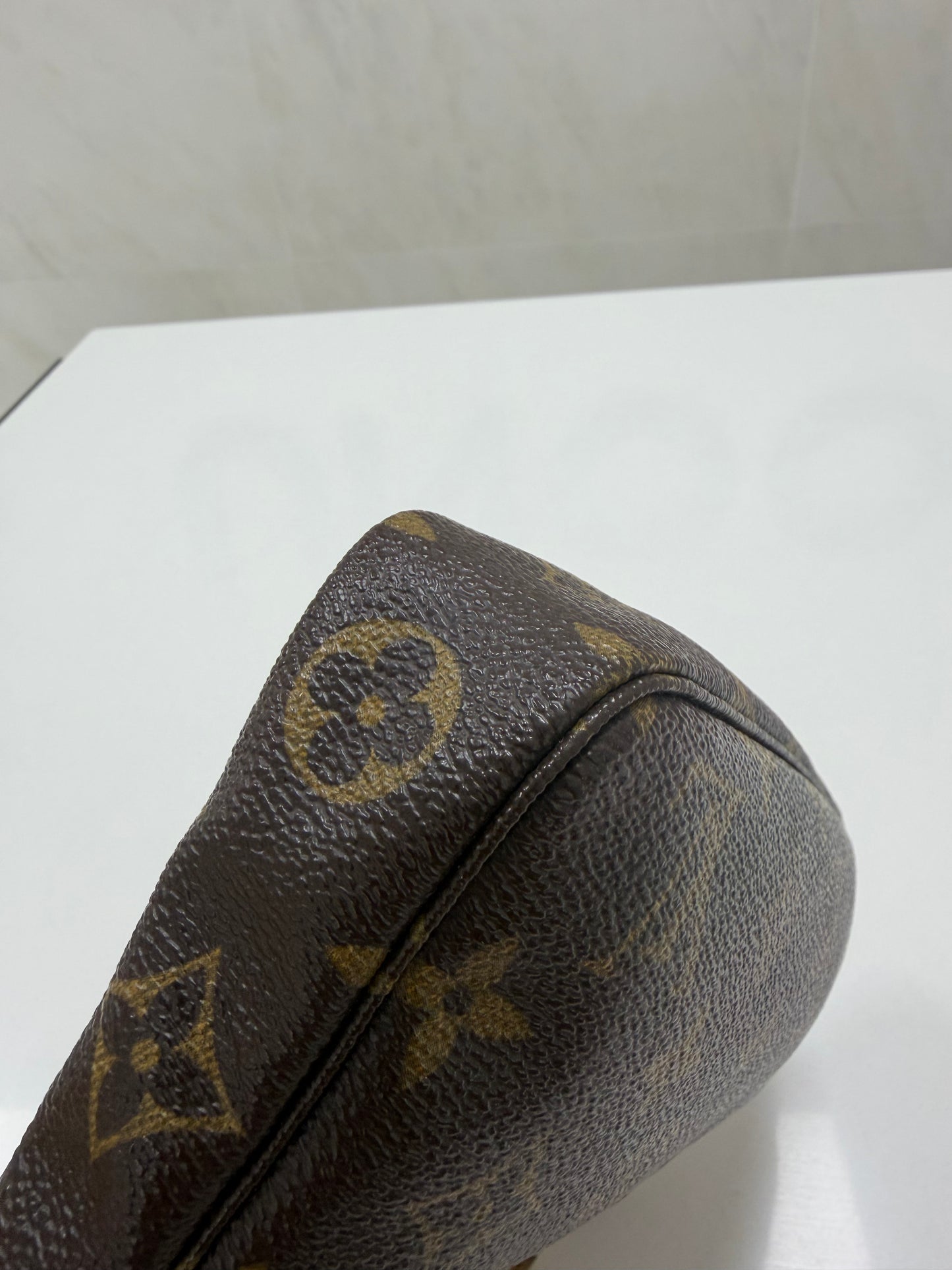 Louis Vuitton Monogram Canvas Pochette Accessories - PRE OWNED