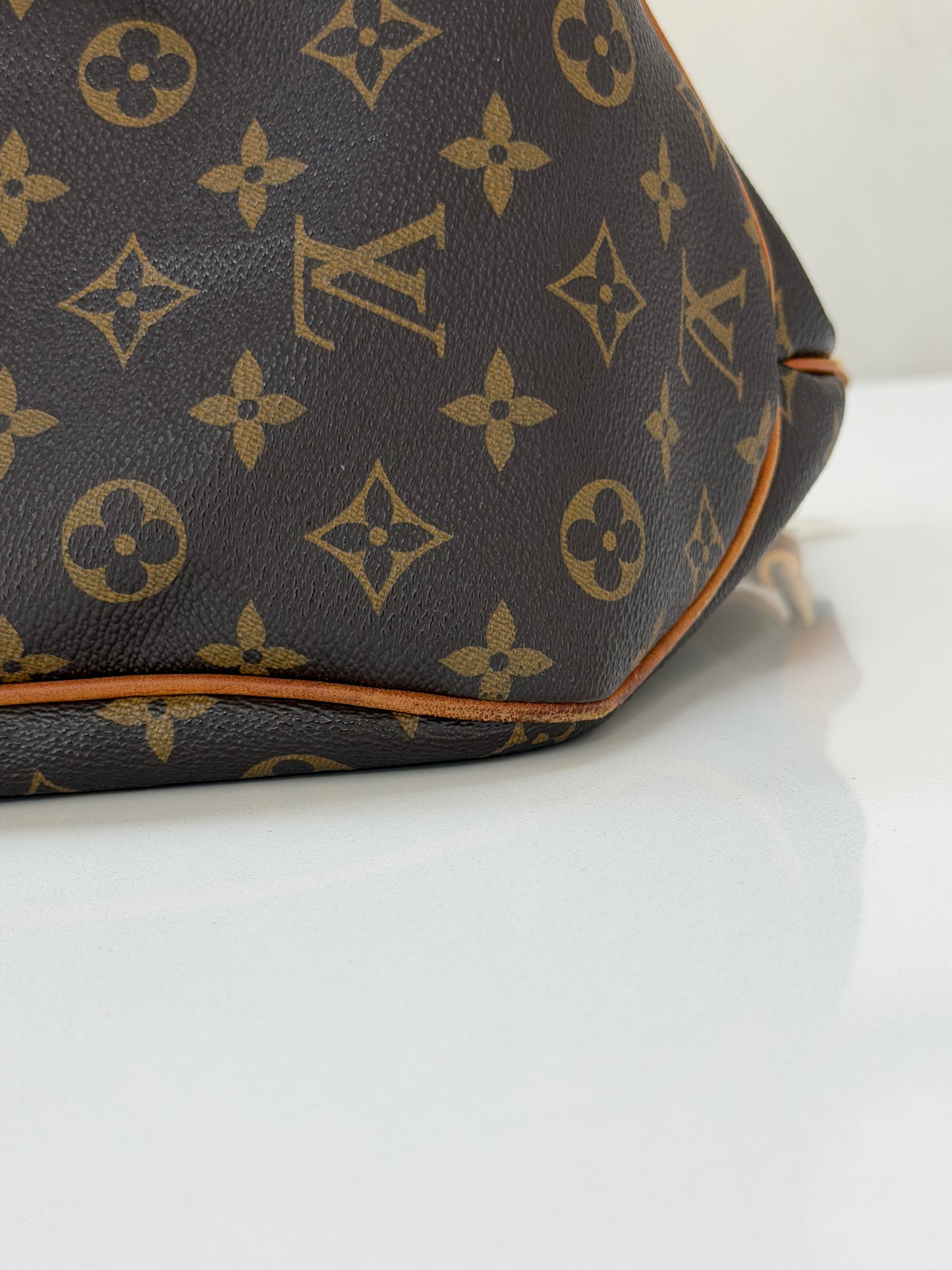 Louis Vuitton Delightful Handbag - PRE OWNED
