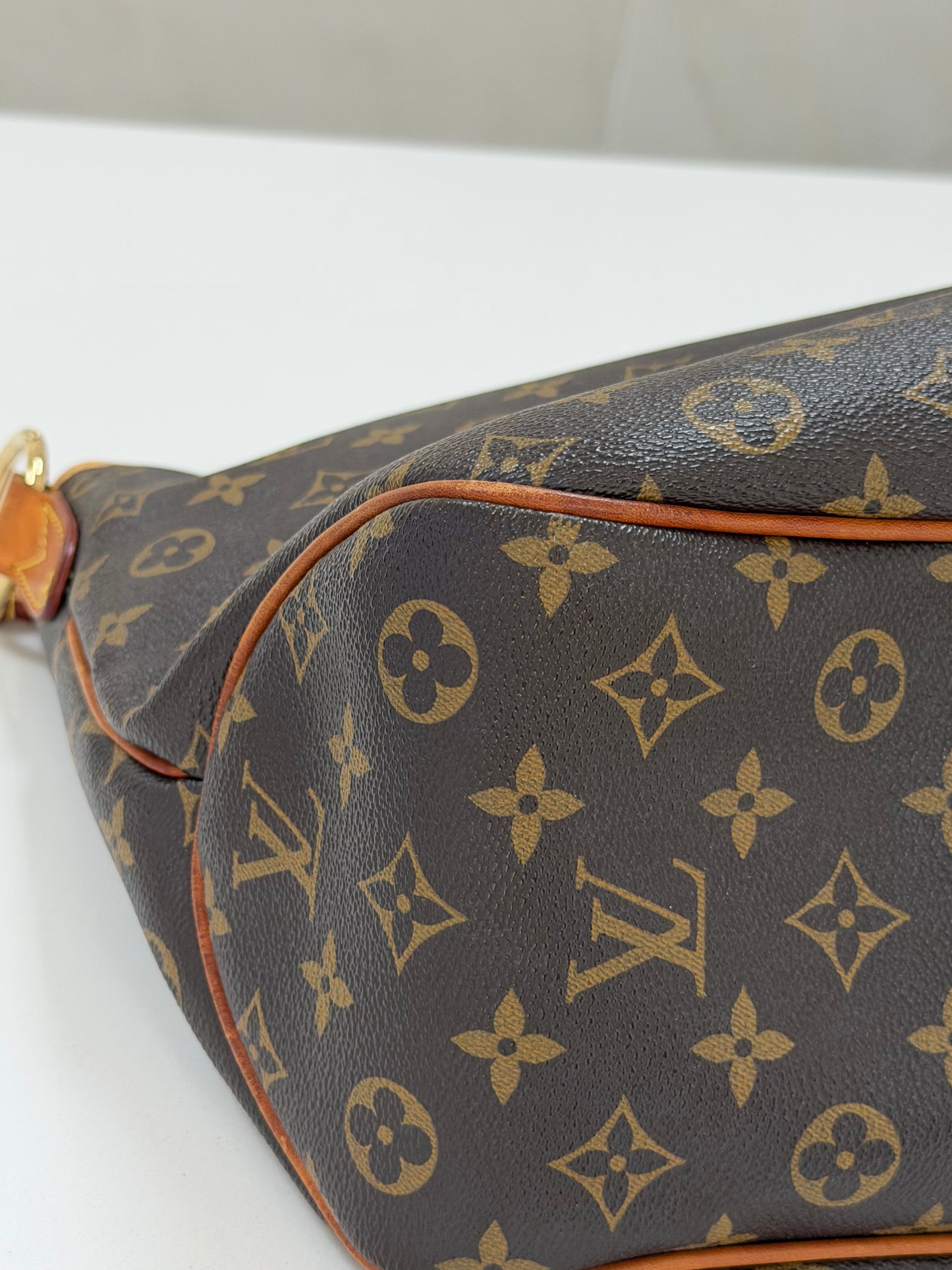Louis Vuitton Delightful Handbag - PRE OWNED