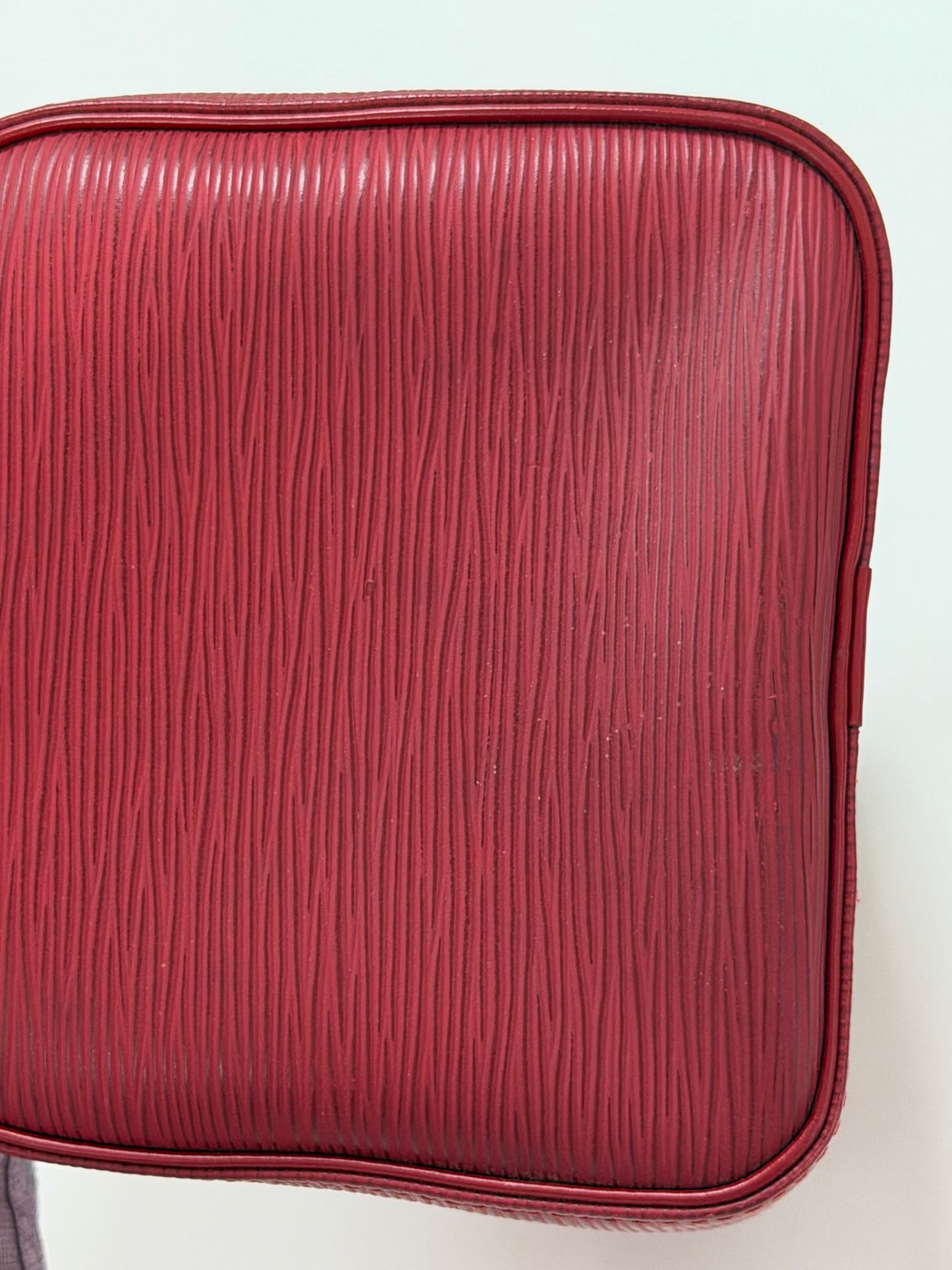 LOUIS VUITTON Epi Speedy 25 Hand Bag Castilian Red M43017 LV Auth 139881