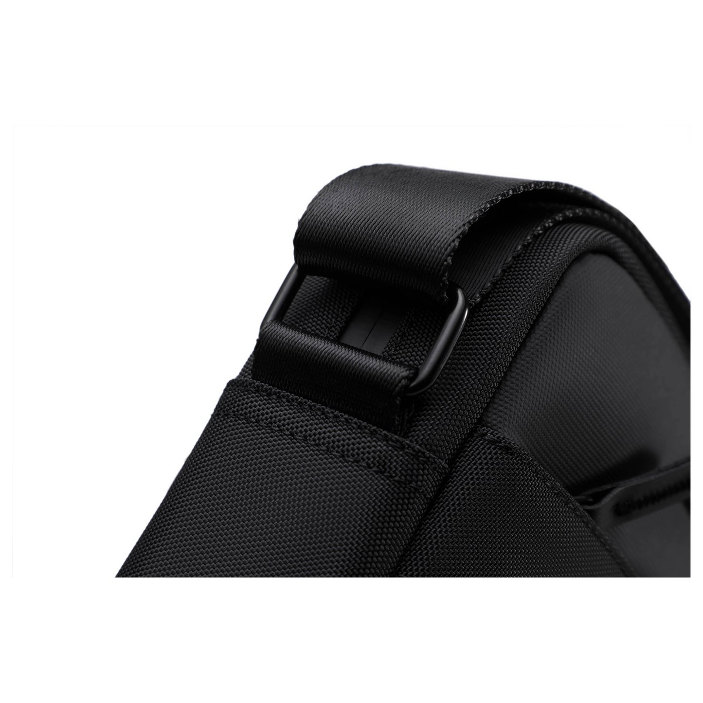 UNOO Cityline Crossbody – Black