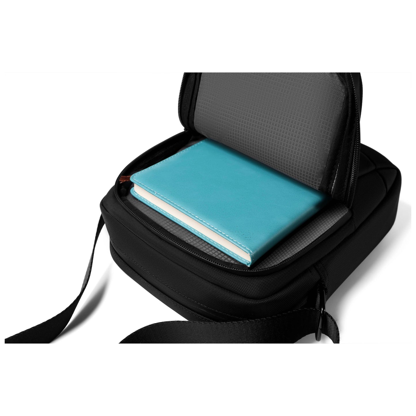 UNOO Stream Crossbody – Black