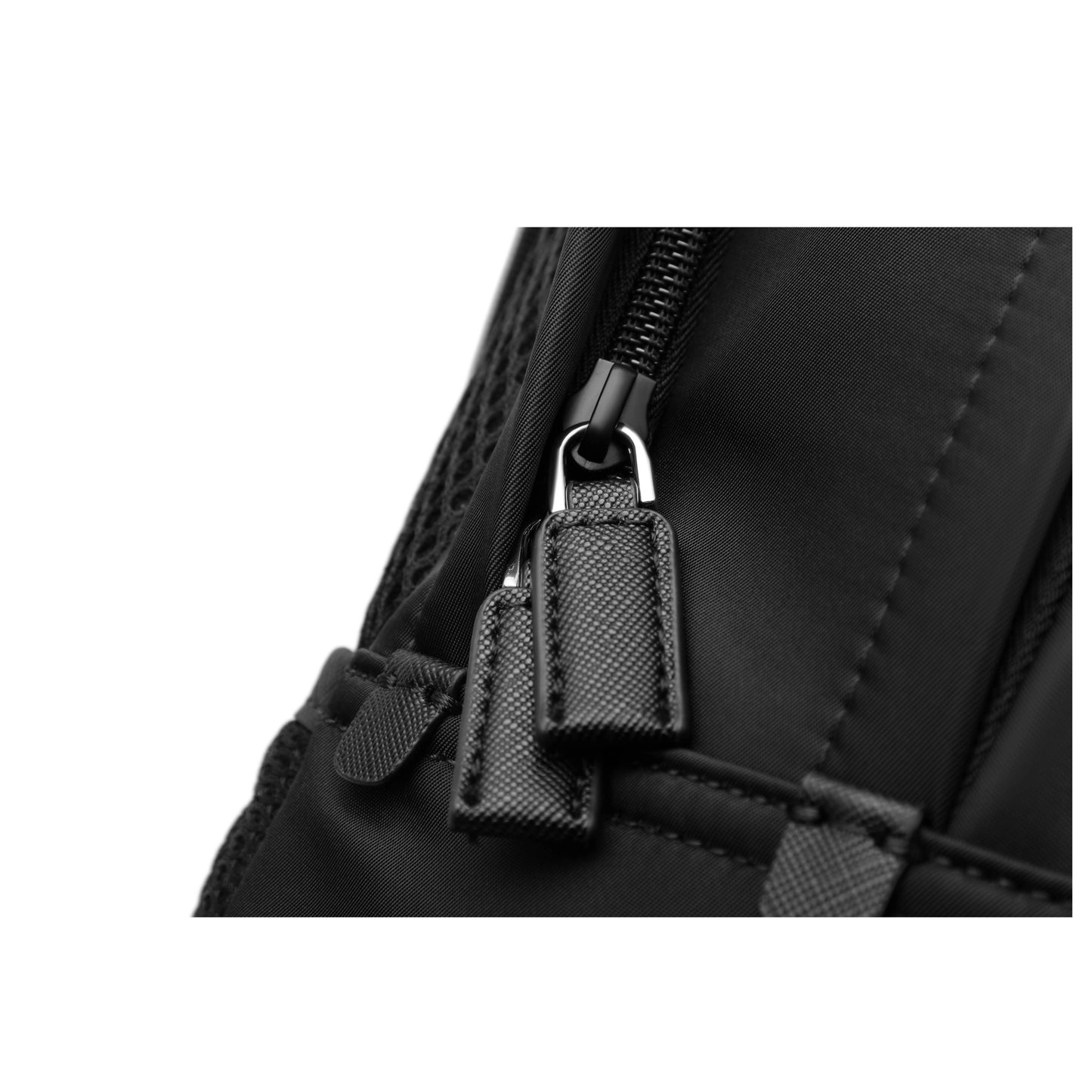 UNOO Pilot Backpack – Black