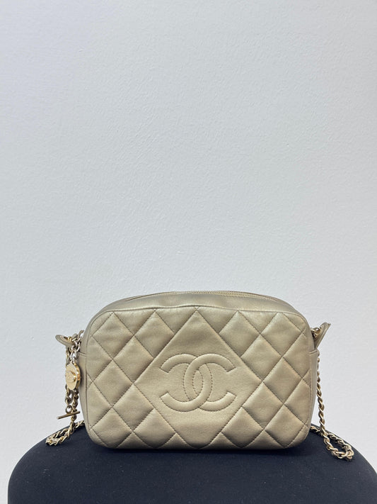 Chanel Quilted Leather Camera Bag Ivory-Beige