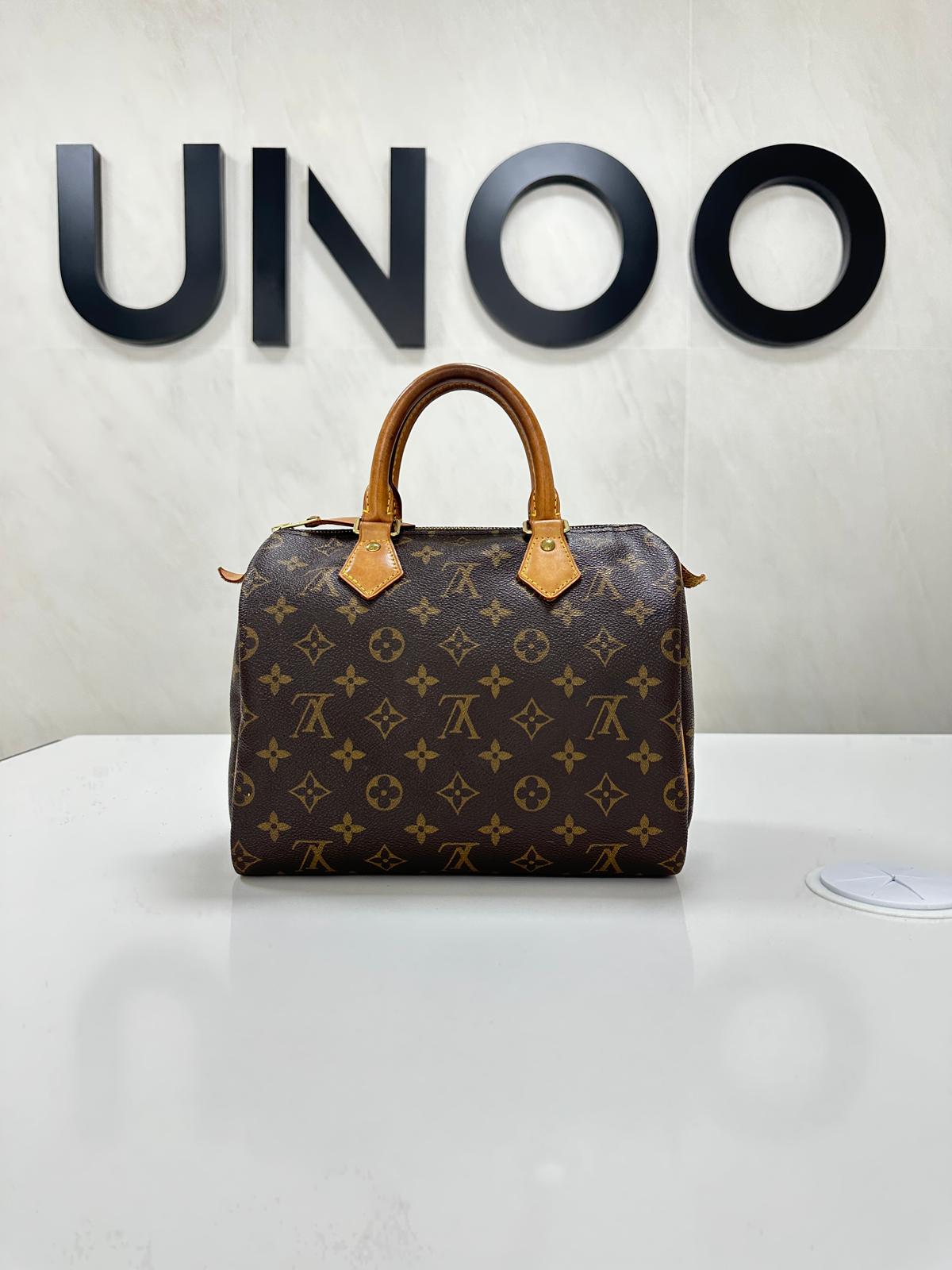 Louis Vuitton Monogram Speedy 25 - PRE OWNED