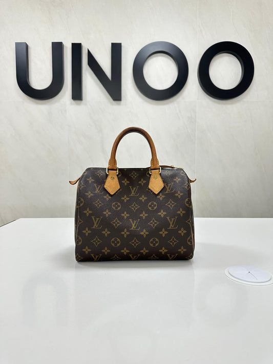 Louis Vuitton Monogram Speedy 25 - PRE OWNED