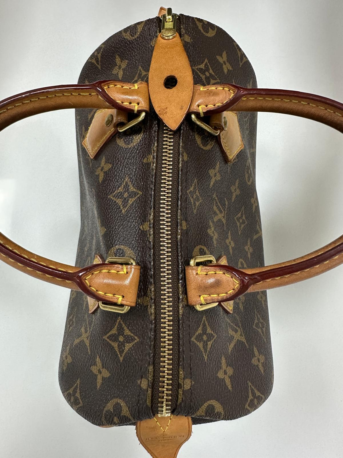 Louis Vuitton Monogram Speedy 25 - PRE OWNED
