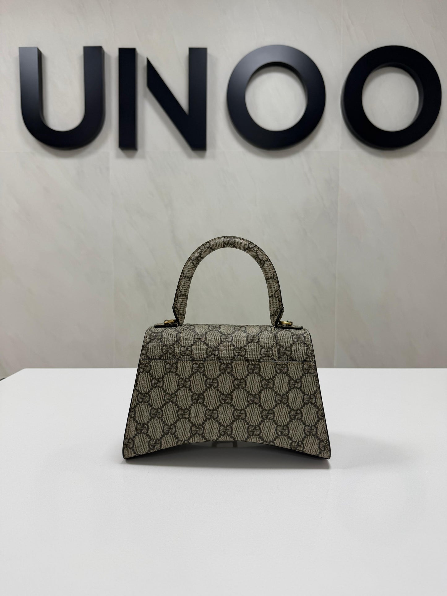 Gucci x Balenciaga Beige GG Supreme Canvas Hourglass Top Handle Bag - PRE OWNED