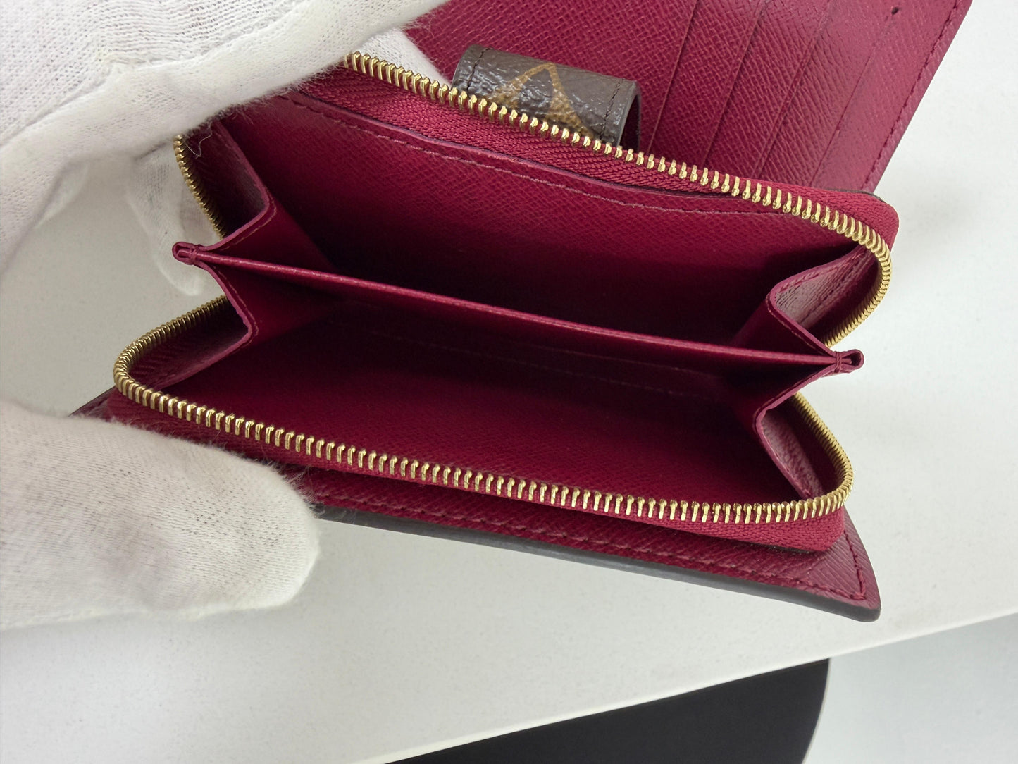 Louis Vuitton Louis Vuitton Portefeuille Juliette Monogram Compact Wallet Canvas