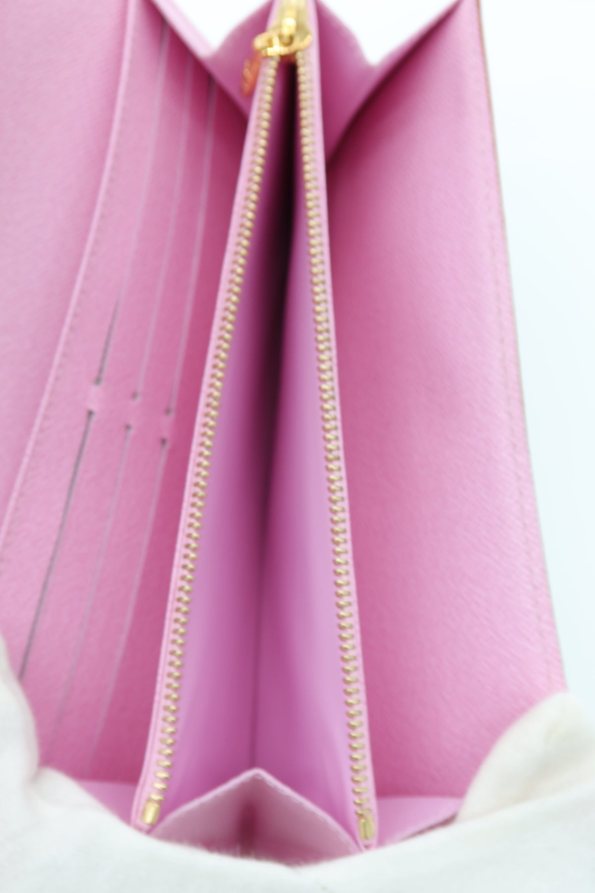 Louis Vuitton Multicolor Monogram White Long Wallet – Fair Condition – additional photo 6