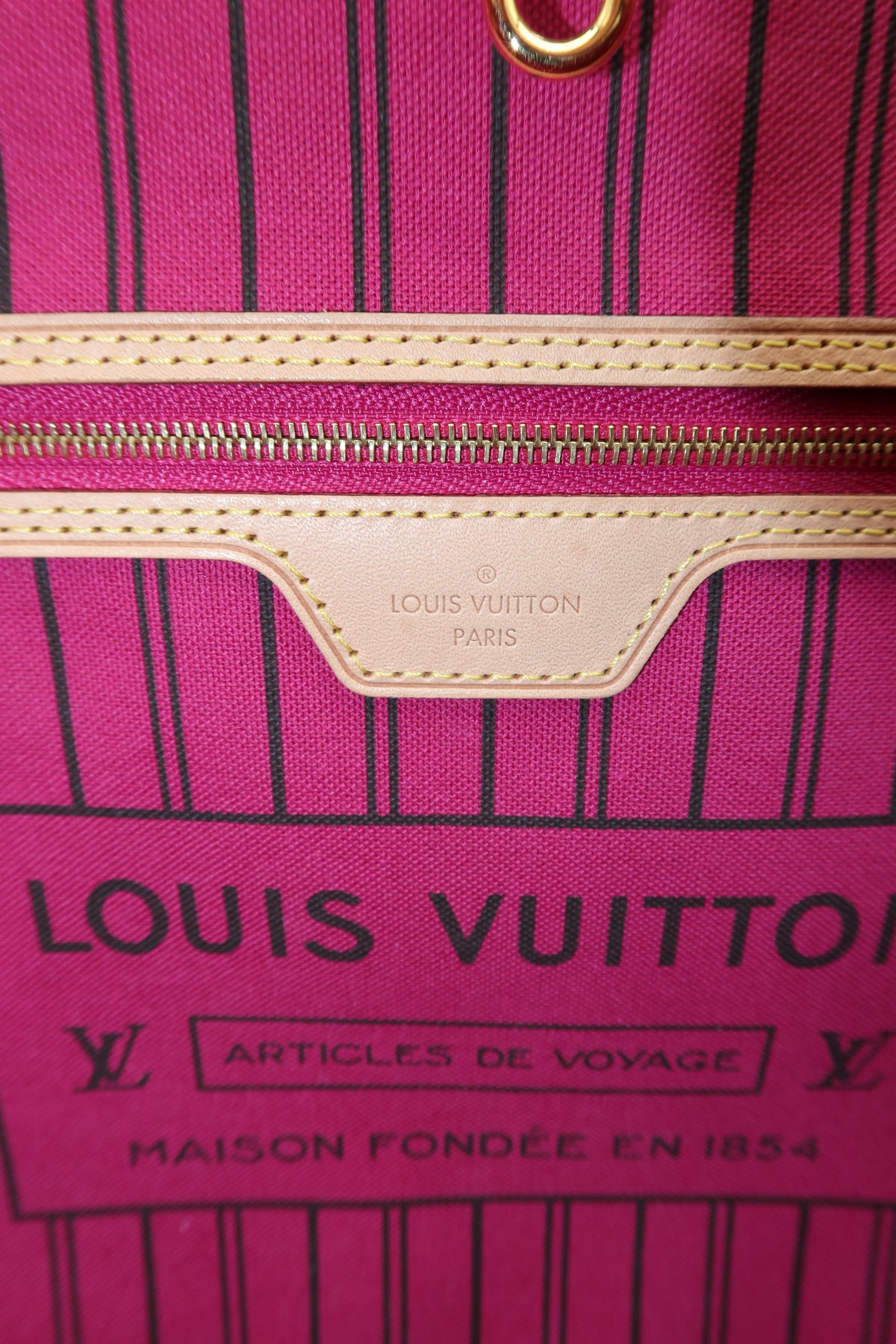 Louis Vuitton Neverfull MM Monogram Tote Bag with Pink Interior – Pre-Loved Good Condition – additional photo 9