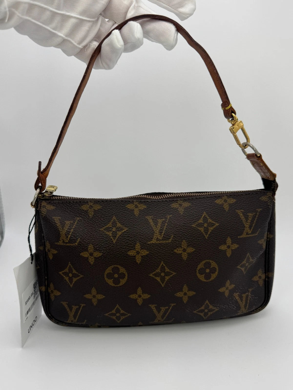 Louis Vuitton Pochette Accessoires Monogram Canvas Clutch Shoulder Bag